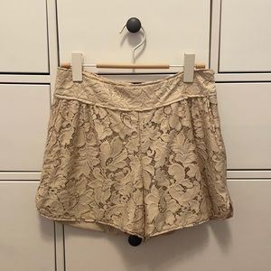 Beige laced shorts by DvF